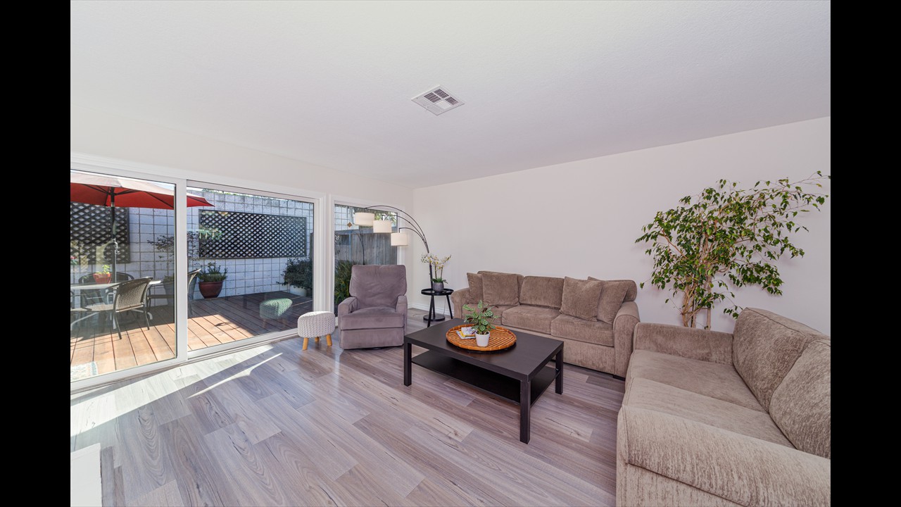 06-1Med-IMG_0187-Edit