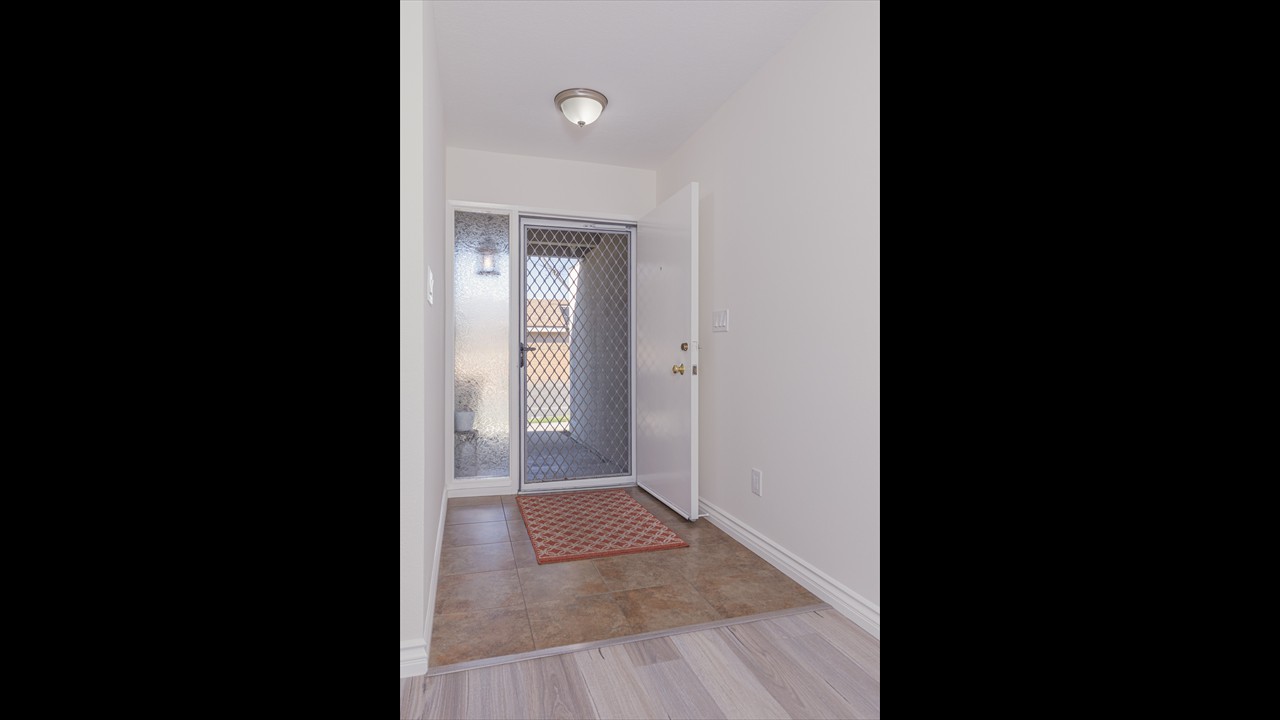 05-1Med-IMG_0242-Edit