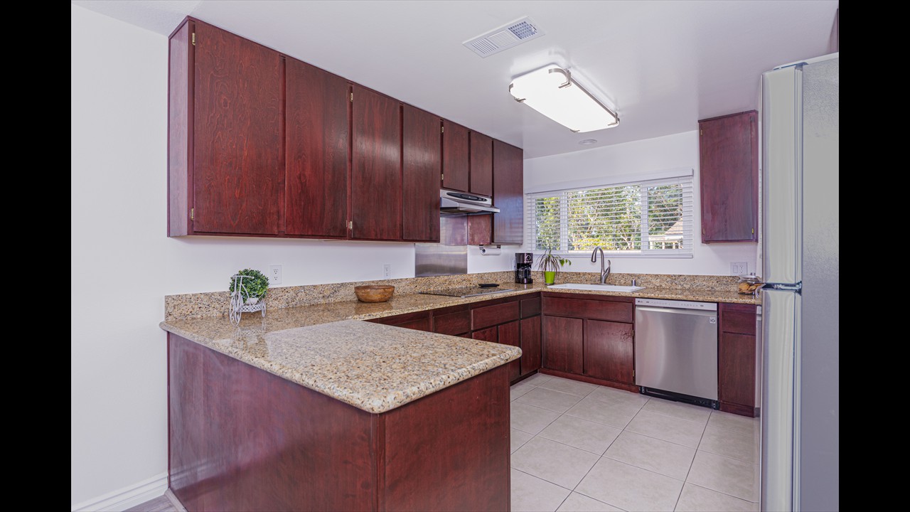 14-1Med-IMG_0258-Edit